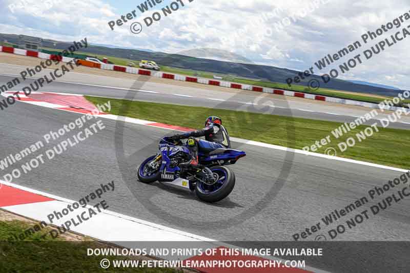 cadwell no limits trackday;cadwell park;cadwell park photographs;cadwell trackday photographs;enduro digital images;event digital images;eventdigitalimages;navarra;no limits trackdays;peter wileman photography;racing digital images;trackday digital images;trackday photos